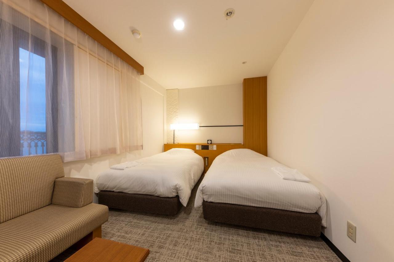 Jr Clement Inn Himeji Esterno foto